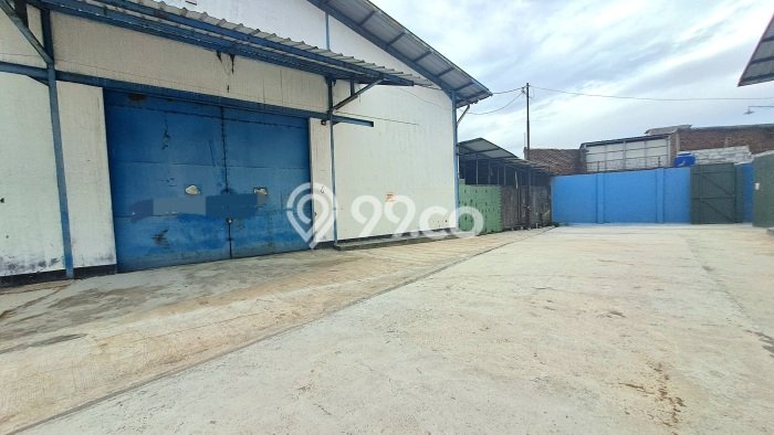 Gudang untuk Disewa di Pusat Bandung Luas Bangunan 450m2 Gudang untuk Disewa di Pusat Bandung Luas Bangunan 450m2