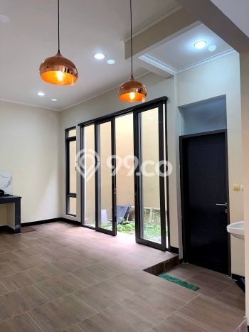 Rumah Luas Asri 2 KT Siap Huni di Taman Kopo Indah Bandung Rumah Luas Asri 2 KT Siap Huni di Taman Kopo Indah Bandung