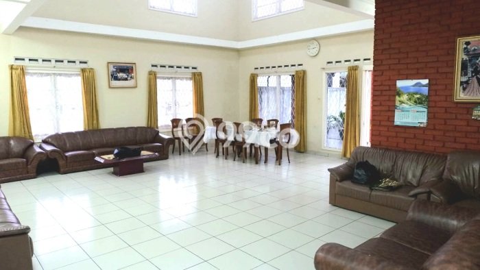Rumah Eksklusif Siap Huni LT 4m2 di Lembang, Bandung Barat Rumah Eksklusif Siap Huni LT 4m2 di Lembang, Bandung Barat