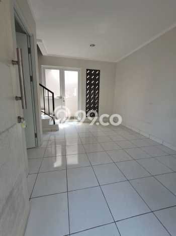 Jarang Ada! Rumah Kontrakan 2 Kamar Nyaman Siap Huni Summarecon Bandung Jarang Ada! Rumah Kontrakan 2 Kamar Nyaman Siap Huni Summarecon Bandung