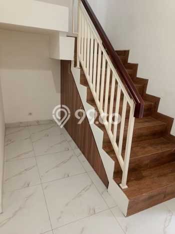 For Sale Rumah 3 Kamar Lokasi Strategis Bagus dan Strategis di Serpong For Sale Rumah 3 Kamar Lokasi Strategis Bagus dan Strategis di Serpong