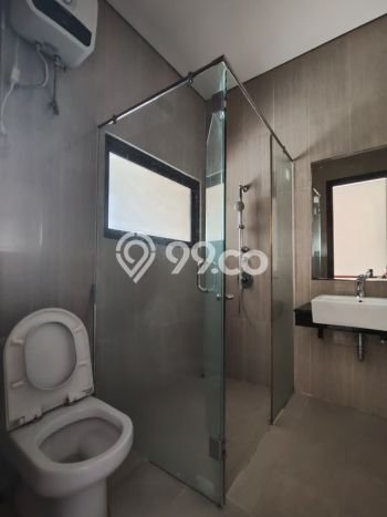 Jual Rumah Luas Elegan Dengan View Eksklusif di BSD, Tangerang Jual Rumah Luas Elegan Dengan View Eksklusif di BSD, Tangerang