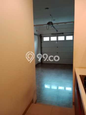 Disewakan! Rumah 4 Kamar Tidur &
3 Kamar Mandi di BSD City, Tangerang Disewakan! Rumah 4 Kamar Tidur &
3 Kamar Mandi di BSD City, Tangerang