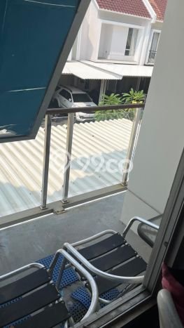 Jarang Ada! Rumah Kontrakan 3 Kamar Bagus Siap Huni Gading Serpong Jarang Ada! Rumah Kontrakan 3 Kamar Bagus Siap Huni Gading Serpong