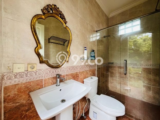 LOKASI TERBAIK! Vila Kawasan , Dimensi 810m2m², Lingkungan Tenang dan nyaman LOKASI TERBAIK! Vila Kawasan , Dimensi 810m2m², Lingkungan Tenang dan nyaman