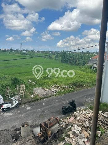 Vila Strategis di , Luas 100m2m², Harganya Bersaing Vila Strategis di , Luas 100m2m², Harganya Bersaing