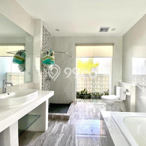 Vila Premium di , Luas 337m2m², Available Segera Vila Premium di , Luas 337m2m², Available Segera