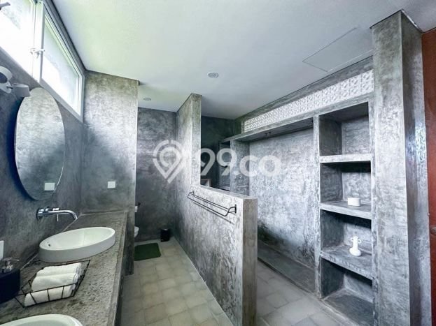 Vila Ready di , Area 300m2m², For Rent Vila Ready di , Area 300m2m², For Rent