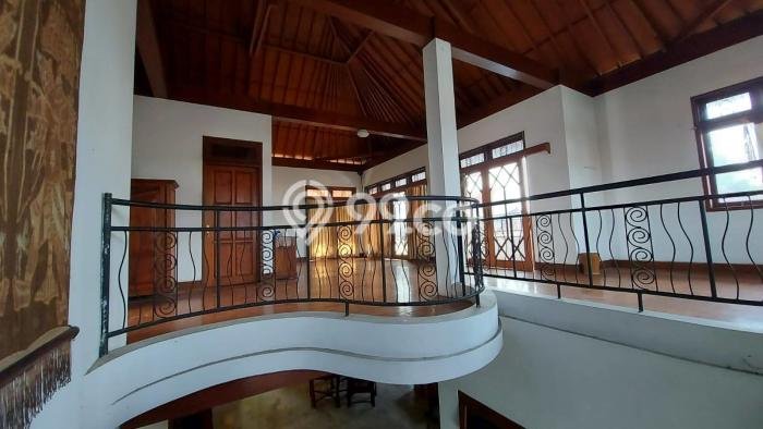 Dapatkan sekarang Vila Kawasan , Luas 1050m2m², Lingkungan nyaman untuk Anda Dapatkan sekarang Vila Kawasan , Luas 1050m2m², Lingkungan nyaman untuk Anda