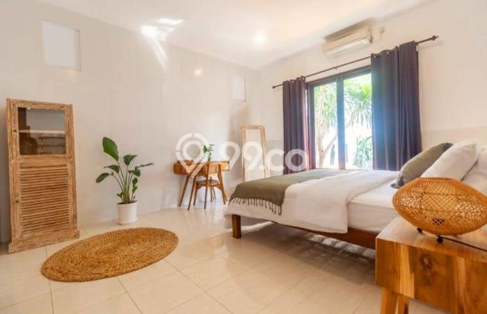 Vila For Rent Kawasan , Luas 200m2m², Lokasi Strategis, Harga Terjangkau Vila For Rent Kawasan , Luas 200m2m², Lokasi Strategis, Harga Terjangkau