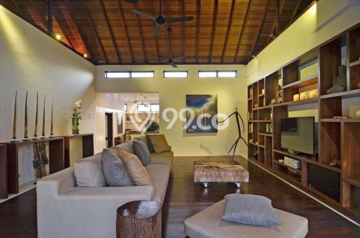Vila Kawasan , Luas 1200m2m², Area Strategis Vila Kawasan , Luas 1200m2m², Area Strategis