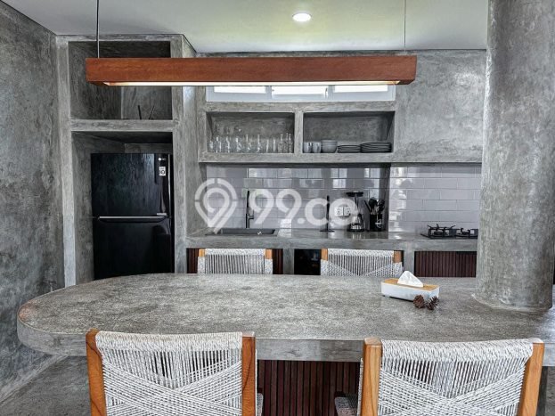 Vila Ready di , Area 300m2m², For Rent Vila Ready di , Area 300m2m², For Rent