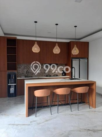 Vila Strategis di , Luas 450m2m², Area Asri Vila Strategis di , Luas 450m2m², Area Asri