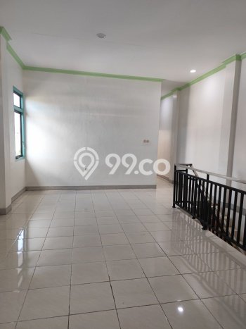 Unit Ruko Dijual di Pontianak Kota Pontianak Luas Tanah 144m2, Luas Bangunan 240m2 Unit Ruko Dijual di Pontianak Kota Pontianak Luas Tanah 144m2, Luas Bangunan 240m2