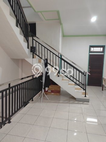 Unit Ruko Dijual di Pontianak Kota Pontianak Luas Tanah 144m2, Luas Bangunan 240m2 Unit Ruko Dijual di Pontianak Kota Pontianak Luas Tanah 144m2, Luas Bangunan 240m2