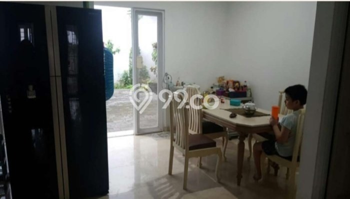 Jual Rumah Mewah Megah Dengan View Cantik di Surabaya Kota, Surabaya Jual Rumah Mewah Megah Dengan View Cantik di Surabaya Kota, Surabaya