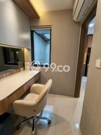 Rumah Elit Modern Tanpa Renovasi di Metland Puri Jakarta Barat Rumah Elit Modern Tanpa Renovasi di Metland Puri Jakarta Barat