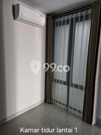 Dijual Rumah Mewah Megah Dengan View Cantik di Pakuwon City, Surabaya Dijual Rumah Mewah Megah Dengan View Cantik di Pakuwon City, Surabaya