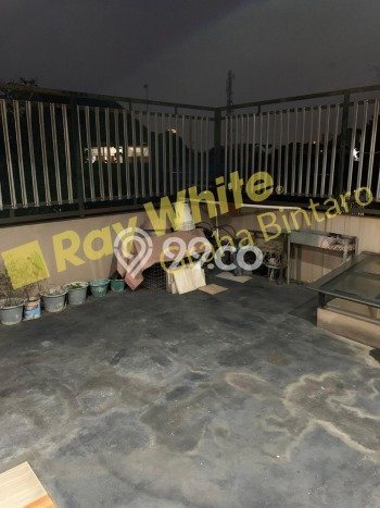 Ready to Use! Luxury House LT 152m2 Desain Modern di Graha Raya Ready to Use! Luxury House LT 152m2 Desain Modern di Graha Raya
