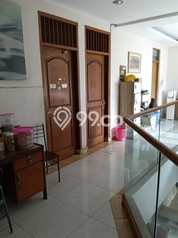 Hunian Mewah LB 320m2 Siap Huni Desain Elegan di Jatiwaringin, Bekasi Hunian Mewah LB 320m2 Siap Huni Desain Elegan di Jatiwaringin, Bekasi
