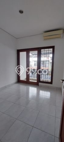 Rumah Sewa Tangerang Selatan LT 84m2 LB 90m2 Area Bintaro Rumah Sewa Tangerang Selatan LT 84m2 LB 90m2 Area Bintaro