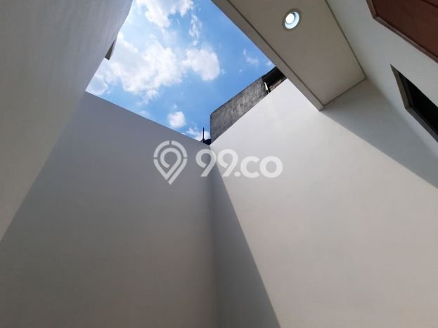 Jual Rumah Eksklusif 4 KT di Graha Raya, Tangerang Selatan Jual Rumah Eksklusif 4 KT di Graha Raya, Tangerang Selatan