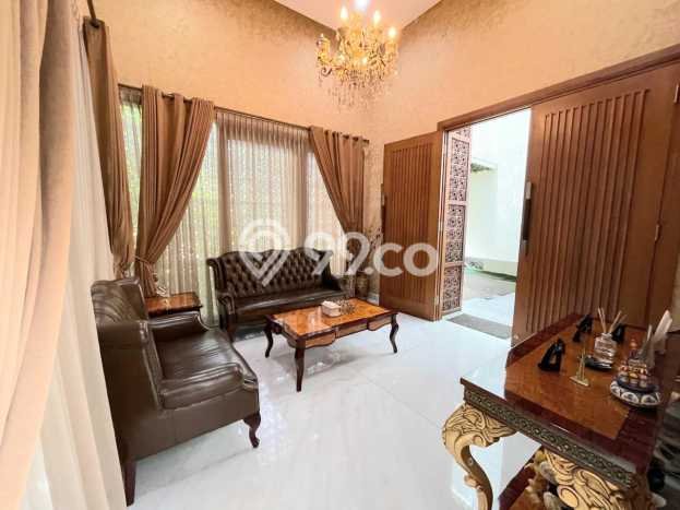 Jual Rumah Luas Megah Dengan View Cantik di Bintaro, Tangerang Selatan Jual Rumah Luas Megah Dengan View Cantik di Bintaro, Tangerang Selatan