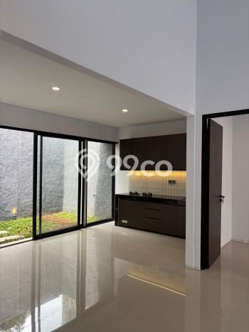 Hunian Mewah LB 150m2 Siap Huni Desain Elegan di Bintaro, Tangerang Selatan Hunian Mewah LB 150m2 Siap Huni Desain Elegan di Bintaro, Tangerang Selatan