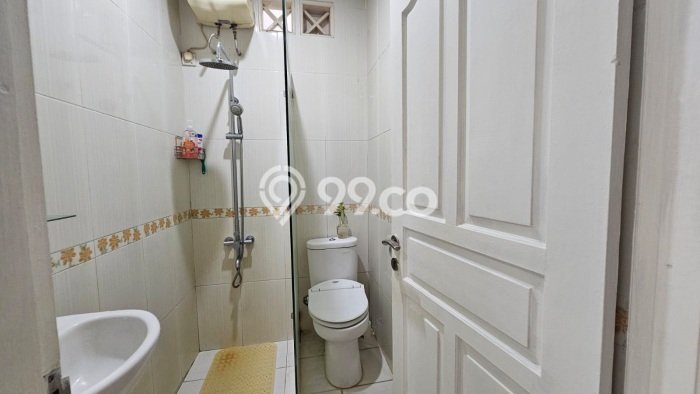 Rumah Luas Asri 2 KT Siap Pakai di Sektor 9-Bintaro Tangerang Selatan Rumah Luas Asri 2 KT Siap Pakai di Sektor 9-Bintaro Tangerang Selatan