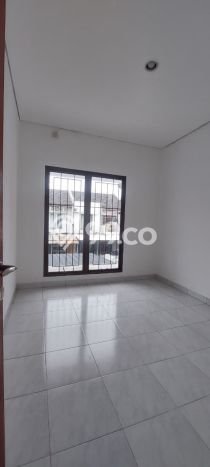 Rumah Sewa Tangerang Selatan LT 84m2 LB 90m2 Area Bintaro Rumah Sewa Tangerang Selatan LT 84m2 LB 90m2 Area Bintaro