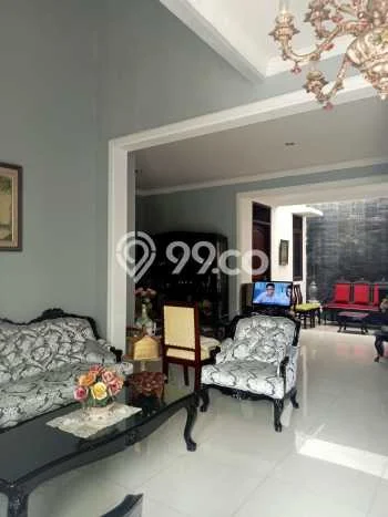 Disewakan! Rumah 3 Kamar Tidur &
3 Kamar Mandi di Bintaro, Jakarta Selatan Disewakan! Rumah 3 Kamar Tidur &
3 Kamar Mandi di Bintaro, Jakarta Selatan