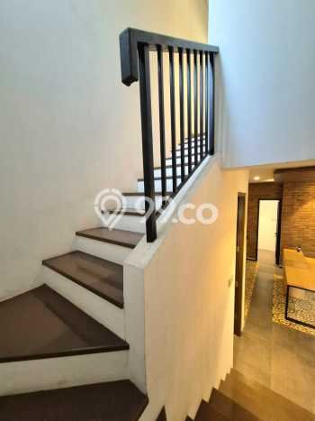 Rumah Elit Modern Siap Huni di Bintaro Tangerang Selatan Rumah Elit Modern Siap Huni di Bintaro Tangerang Selatan