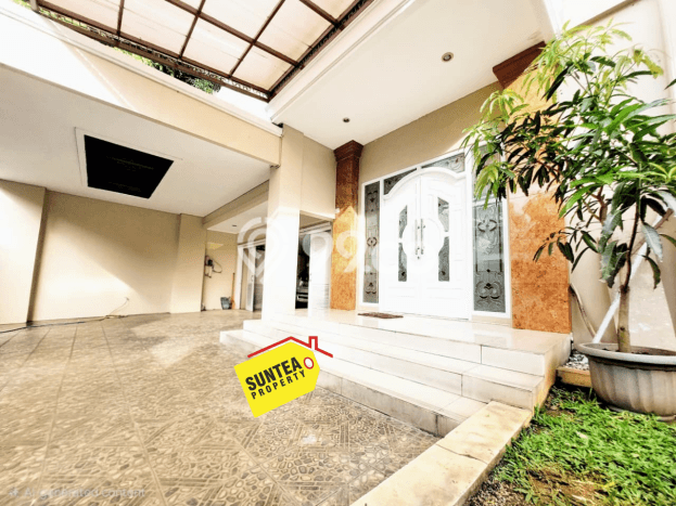 For Sale! Premium House LT 600m2 Desain Elegan di Bintaro For Sale! Premium House LT 600m2 Desain Elegan di Bintaro
