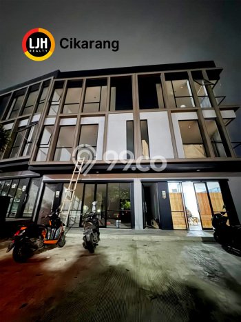 Ruko Disewa di Lippo Cikarang, Cikarang, LT 65m2 / LB 165m2 Ruko Disewa di Lippo Cikarang, Cikarang, LT 65m2 / LB 165m2