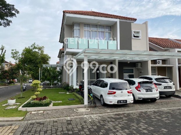 Jual Rumah Mewah Megah Dengan View Eksklusif di Kota Baru Parahyangan, Bandung Jual Rumah Mewah Megah Dengan View Eksklusif di Kota Baru Parahyangan, Bandung