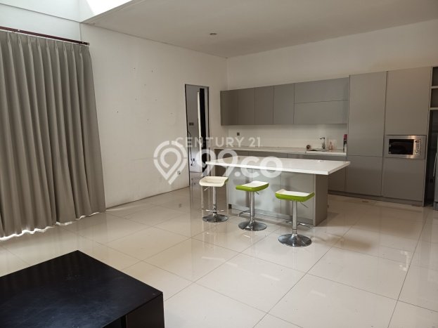 Hunian Elit LB 321m2 Siap Huni Desain Elegan di Dago, Bandung Hunian Elit LB 321m2 Siap Huni Desain Elegan di Dago, Bandung