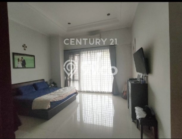 Siap Huni Rumah Mewah 4 Kamar di Batununggal Dekat ke Mana Saja Siap Huni Rumah Mewah 4 Kamar di Batununggal Dekat ke Mana Saja