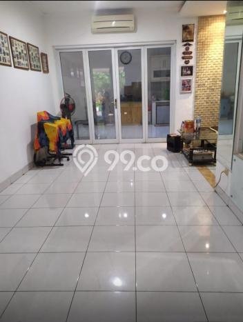 Dijual Hunian Rumah Terawat 3 KT di Legenda Wisata, Jakarta Timur Dijual Hunian Rumah Terawat 3 KT di Legenda Wisata, Jakarta Timur