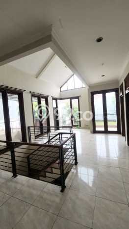 For Sale! Luxury House LT 272m2 Desain Modern di Citra Grand For Sale! Luxury House LT 272m2 Desain Modern di Citra Grand