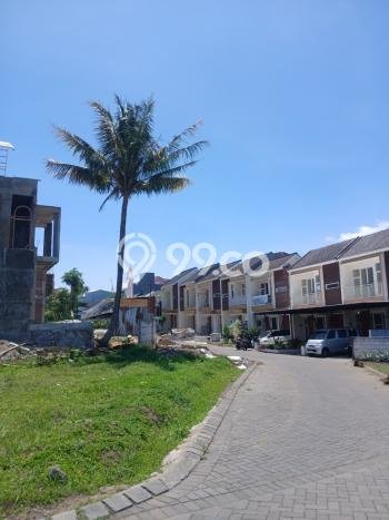 Rumah Modern Minimalis 3 Kamar Siap Huni di Batu Rumah Modern Minimalis 3 Kamar Siap Huni di Batu