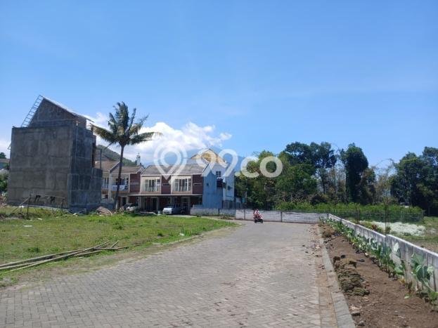 Rumah Modern Minimalis 3 Kamar Siap Huni di Batu Rumah Modern Minimalis 3 Kamar Siap Huni di Batu