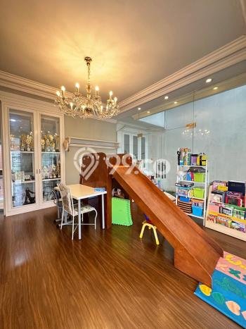Dijual Rumah Luas Elegan Dengan View Cantik di Green garden, Jakarta Barat Dijual Rumah Luas Elegan Dengan View Cantik di Green garden, Jakarta Barat