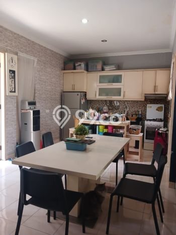 Rumah Mewah LB 115m2 Siap Pakai Desain Elegan di BSD The Green, Tangerang Rumah Mewah LB 115m2 Siap Pakai Desain Elegan di BSD The Green, Tangerang