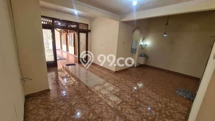 Jual Rumah Eksklusif 4 KT di Pondok Ranji, Tangerang Selatan Jual Rumah Eksklusif 4 KT di Pondok Ranji, Tangerang Selatan