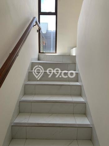 Jual Rumah Modern 3 KT di Suvarna Sutera, Tangerang Jual Rumah Modern 3 KT di Suvarna Sutera, Tangerang