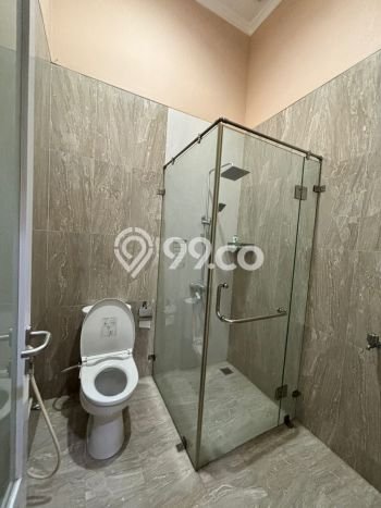 Rumah Kontrakan Bekasi LT 216m2 LB 350m2 Area Galaxy Rumah Kontrakan Bekasi LT 216m2 LB 350m2 Area Galaxy