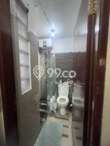 Rumah Mewah LB 225m2 Siap Huni Desain Elegan di Galaxy, Bekasi Rumah Mewah LB 225m2 Siap Huni Desain Elegan di Galaxy, Bekasi