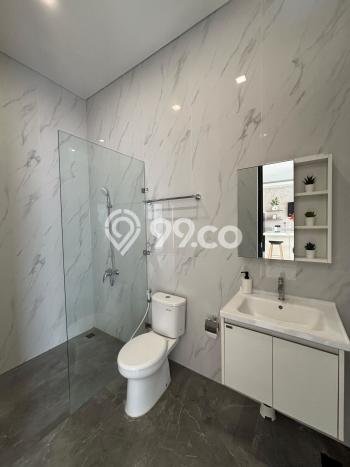 Dijual Rumah Luas Megah Dengan View Cantik di Bintaro, Tangerang Selatan Dijual Rumah Luas Megah Dengan View Cantik di Bintaro, Tangerang Selatan