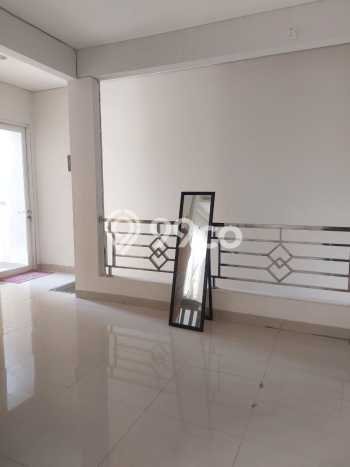 Jual Rumah Luas Megah Dengan View Eksklusif di Harapan Indah, Bekasi Jual Rumah Luas Megah Dengan View Eksklusif di Harapan Indah, Bekasi