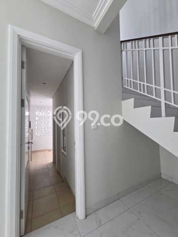 Rumah Disewakan Bekasi LT 193m2 LB 193m2 Area Harapan Indah Rumah Disewakan Bekasi LT 193m2 LB 193m2 Area Harapan Indah